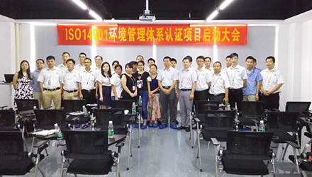 J9����-����վ����