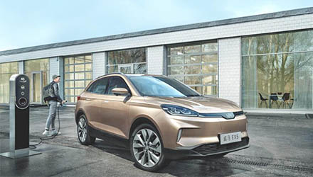 J9����-����վ����