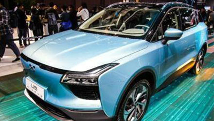 J9����-����վ����