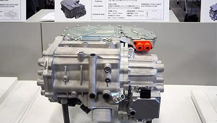 J9����-����վ����