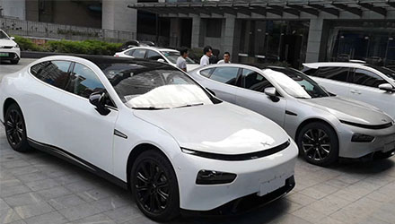 J9����-����վ����