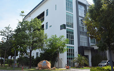 J9����-����վ����