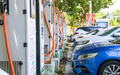 J9����-����վ����